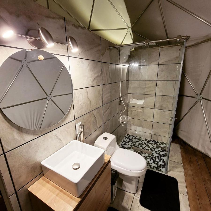 Hotel Solaris Glamping Exclusive à Tena Extérieur photo