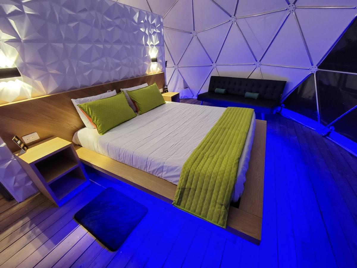 Hotel Solaris Glamping Exclusive à Tena Extérieur photo